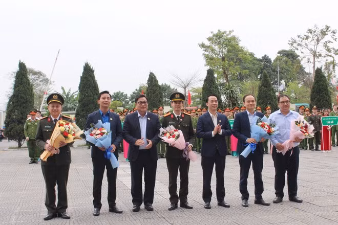 Hội thao thanh niên chào mừng kỷ niệm 93 năm Ngày thành lập Đoàn và 10 năm thành lập hai quận Nam, Bắc Từ Liêm -0