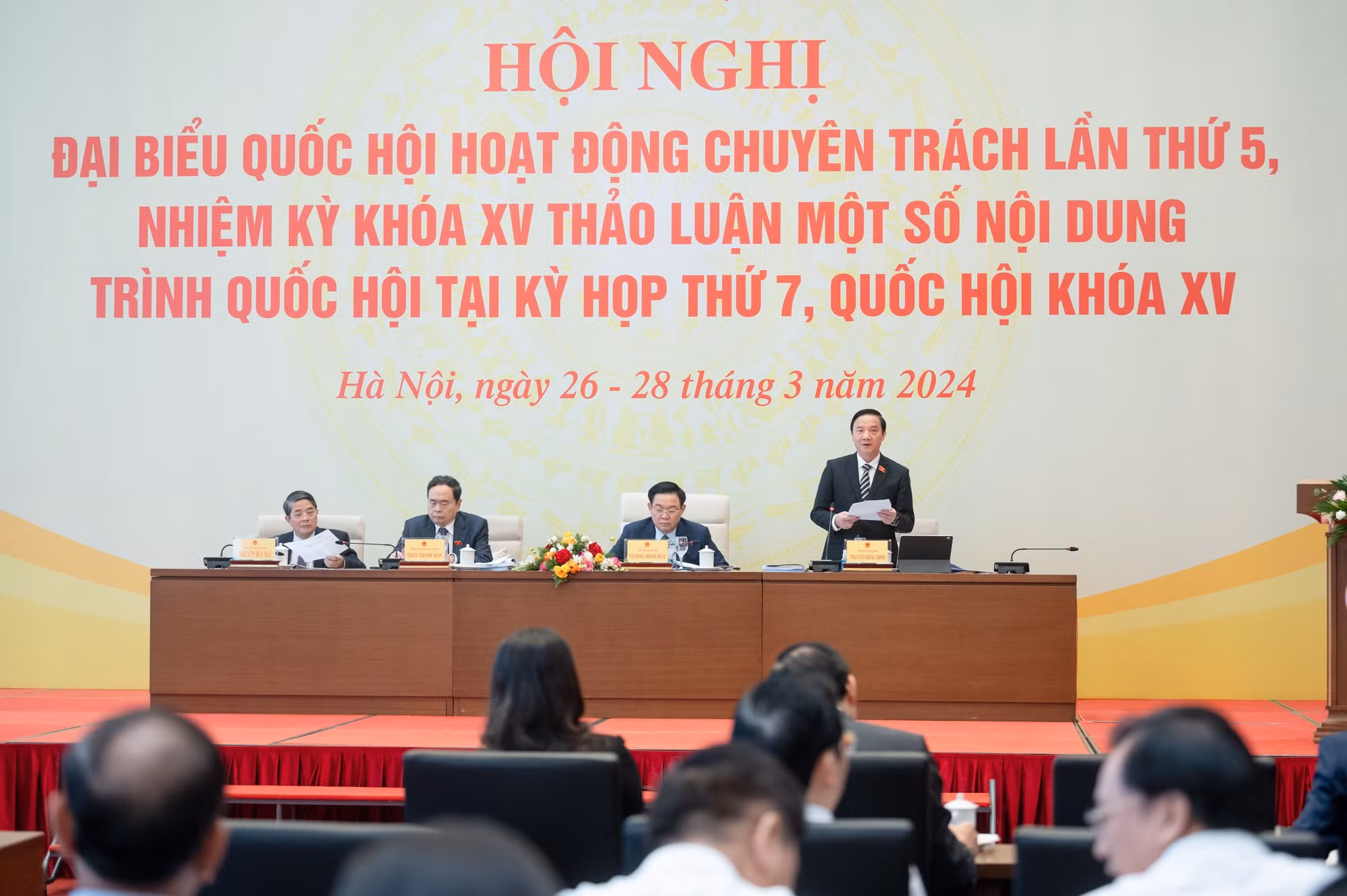 diều hành.jpg -0