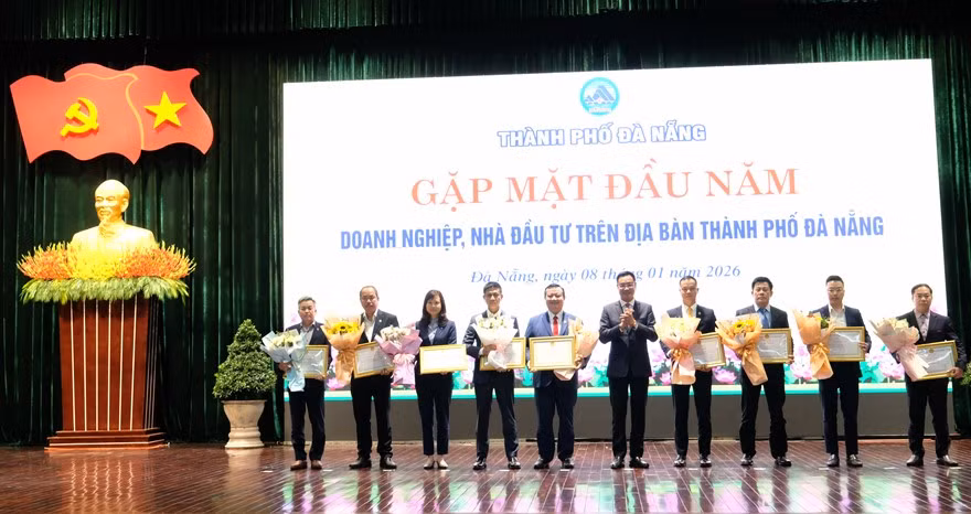 Agribank khu vực miền Trung đồng hành cùng doanh nghiệp vì mục tiêu phát triển Đà Nẵng bền vững -0