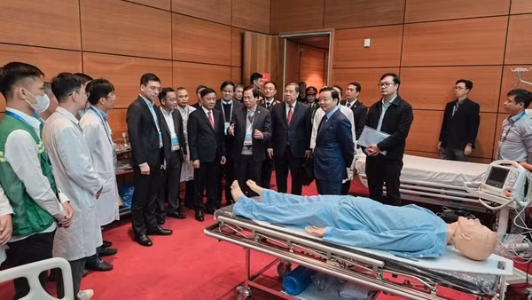 Hơn 300 cán bộ y tế phục vụ Đại hội Đại biểu toàn quốc lần thứ XIV của Đảng
