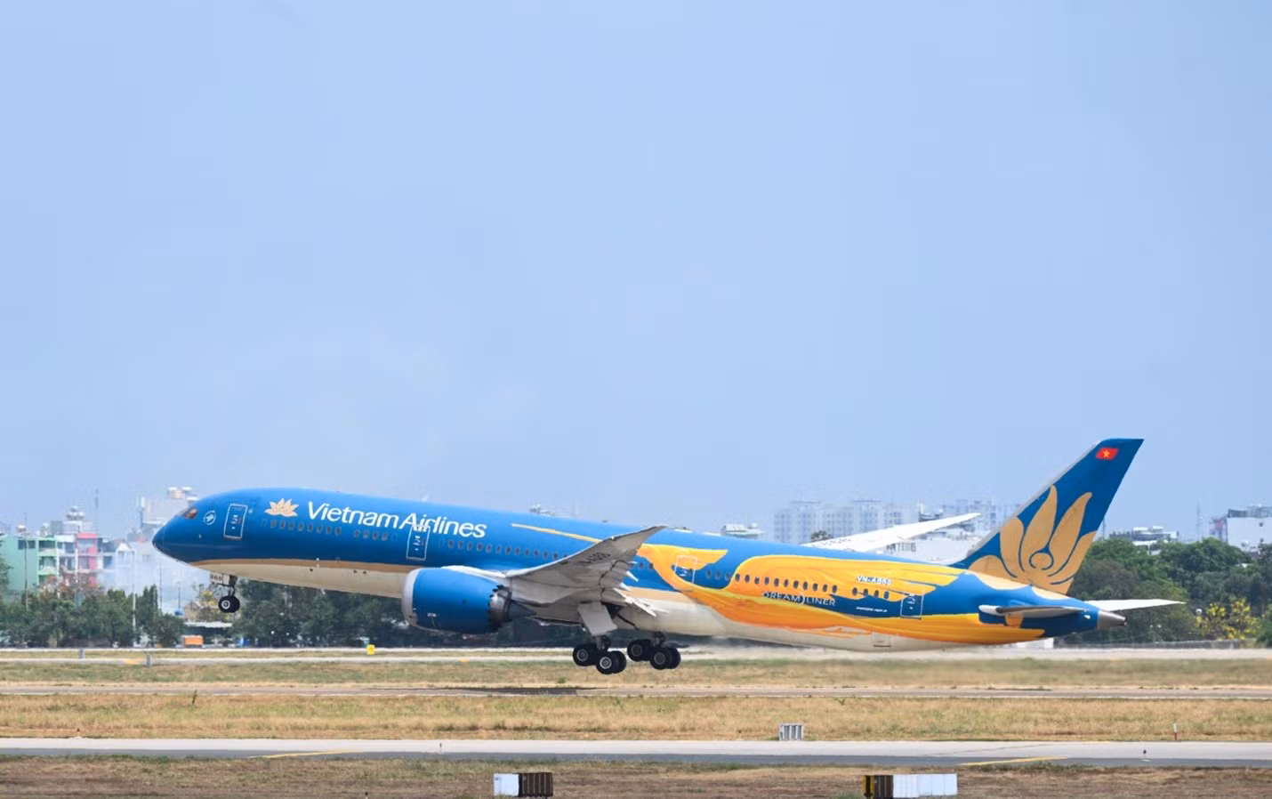 Vietnam Airlines vào Top 25 hãng hàng không truyền thống an toàn nhất thế giới 2026 -0