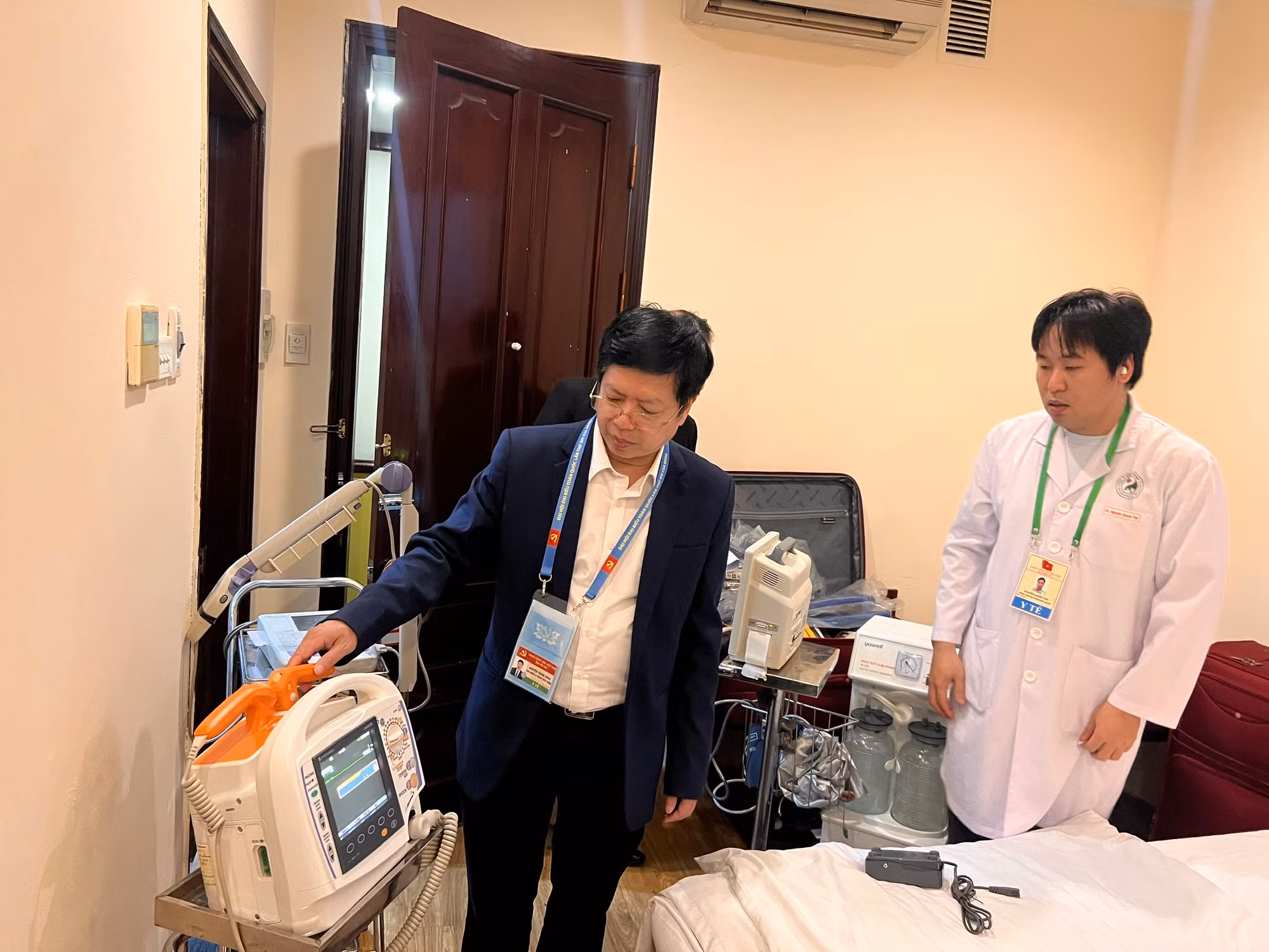 Bộ Y tế kiểm tra, giám sát công tác trực cấp cứu, khám chữa bệnh phục vụ Đại hội Đảng -0