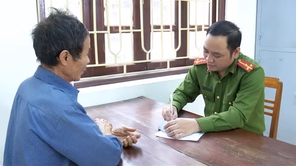 Kịp thời ngăn chặn 2 vụ chuyển tiền cho “cán bộ điều tra”