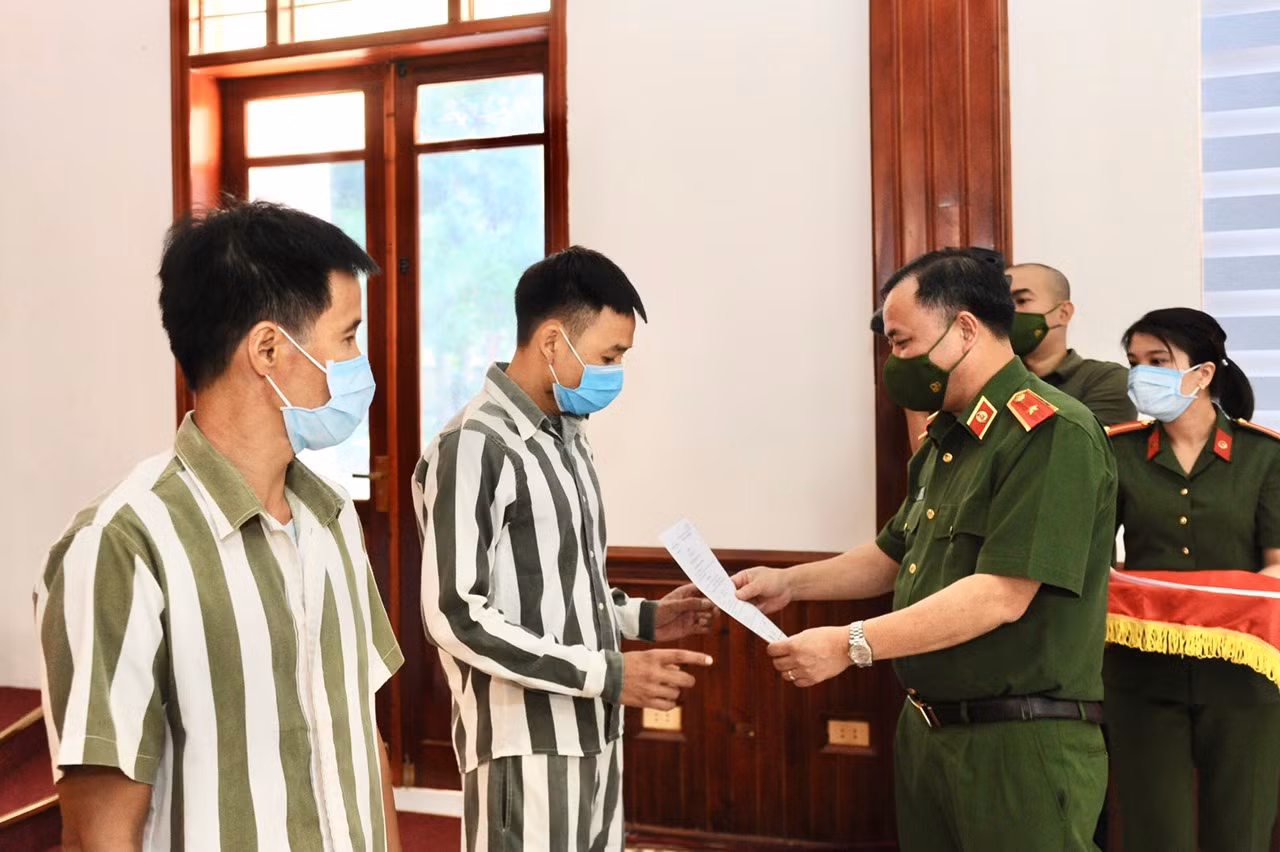Lễ đặc xá cho các phạm nhân tại Trại giam Suối Hai -0