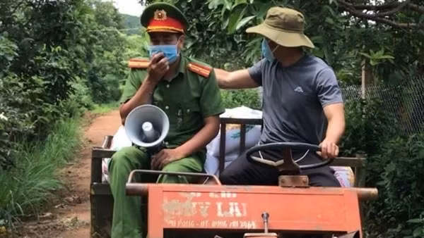 Ra mắt Trung đoàn Không quân CAND ảnh 12