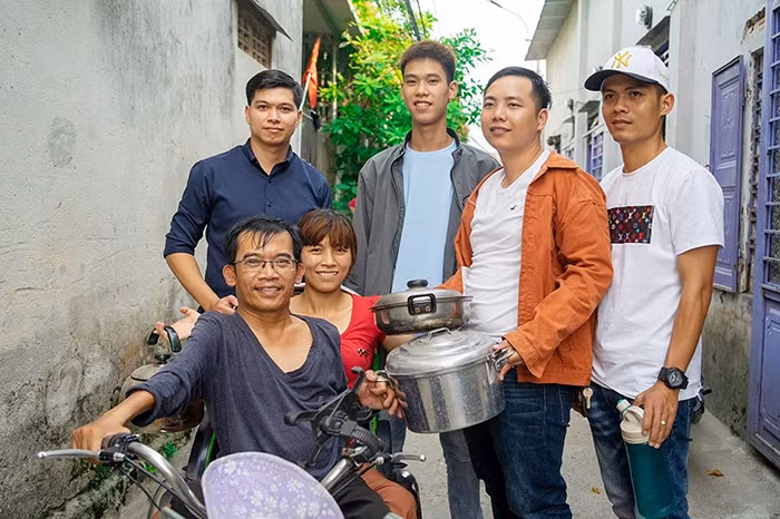 Tình người ở Nhà Hy Vọng -0