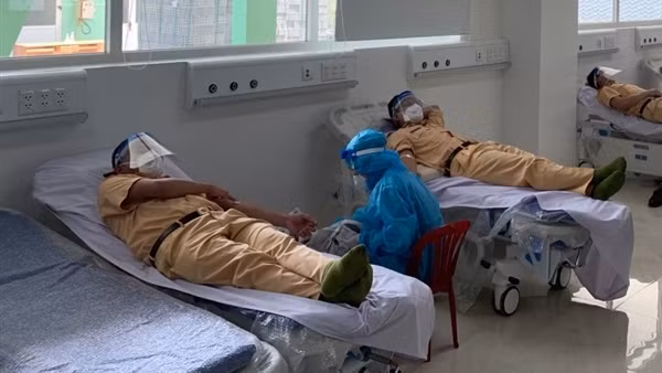 Nhiều đơn vị Công an trên địa bàn Đà Nẵng hiến máu tình nguyện ảnh 6