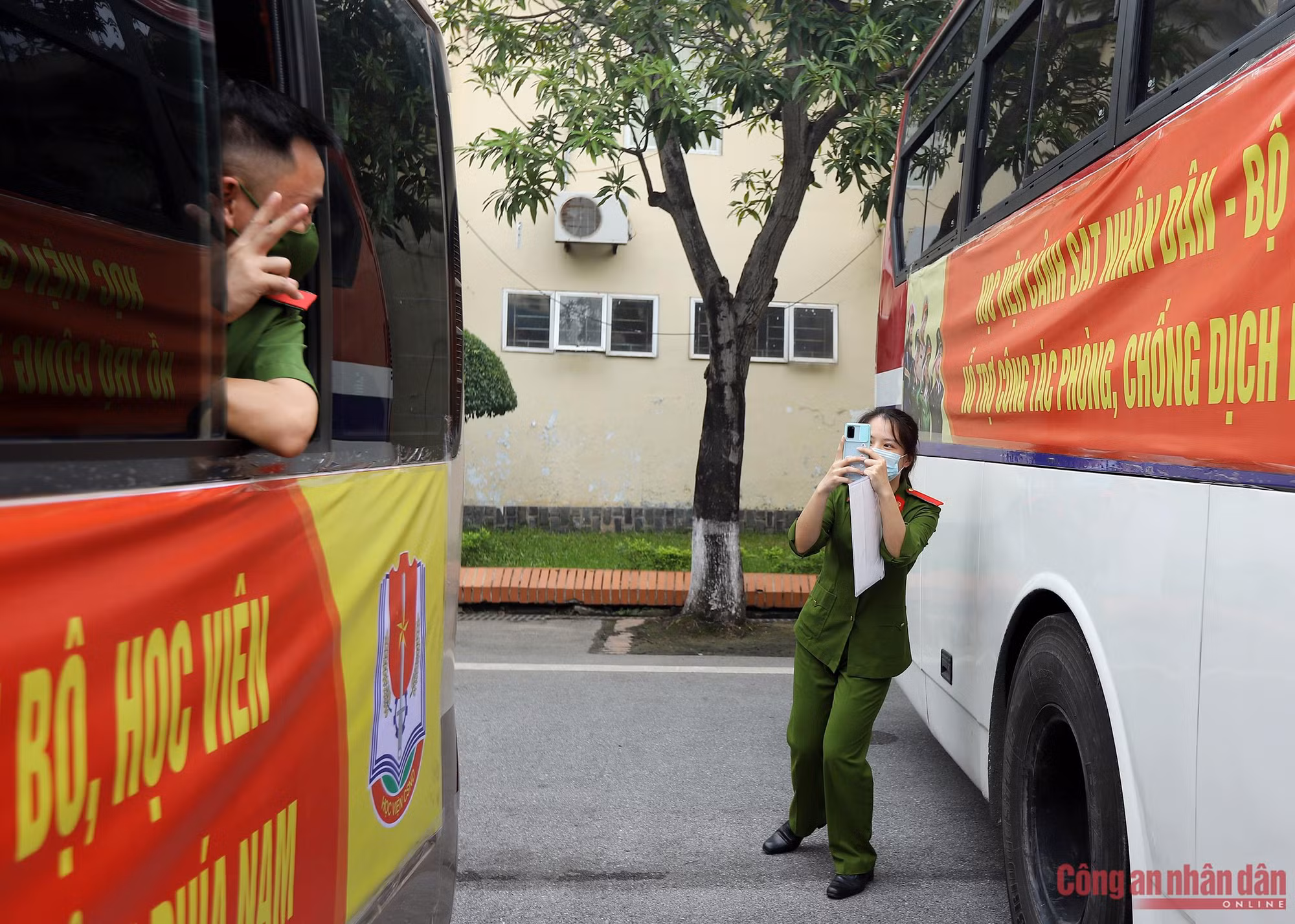 Học viện CSND tiếp tục chi viện lực lượng vào Nam chống dịch -7