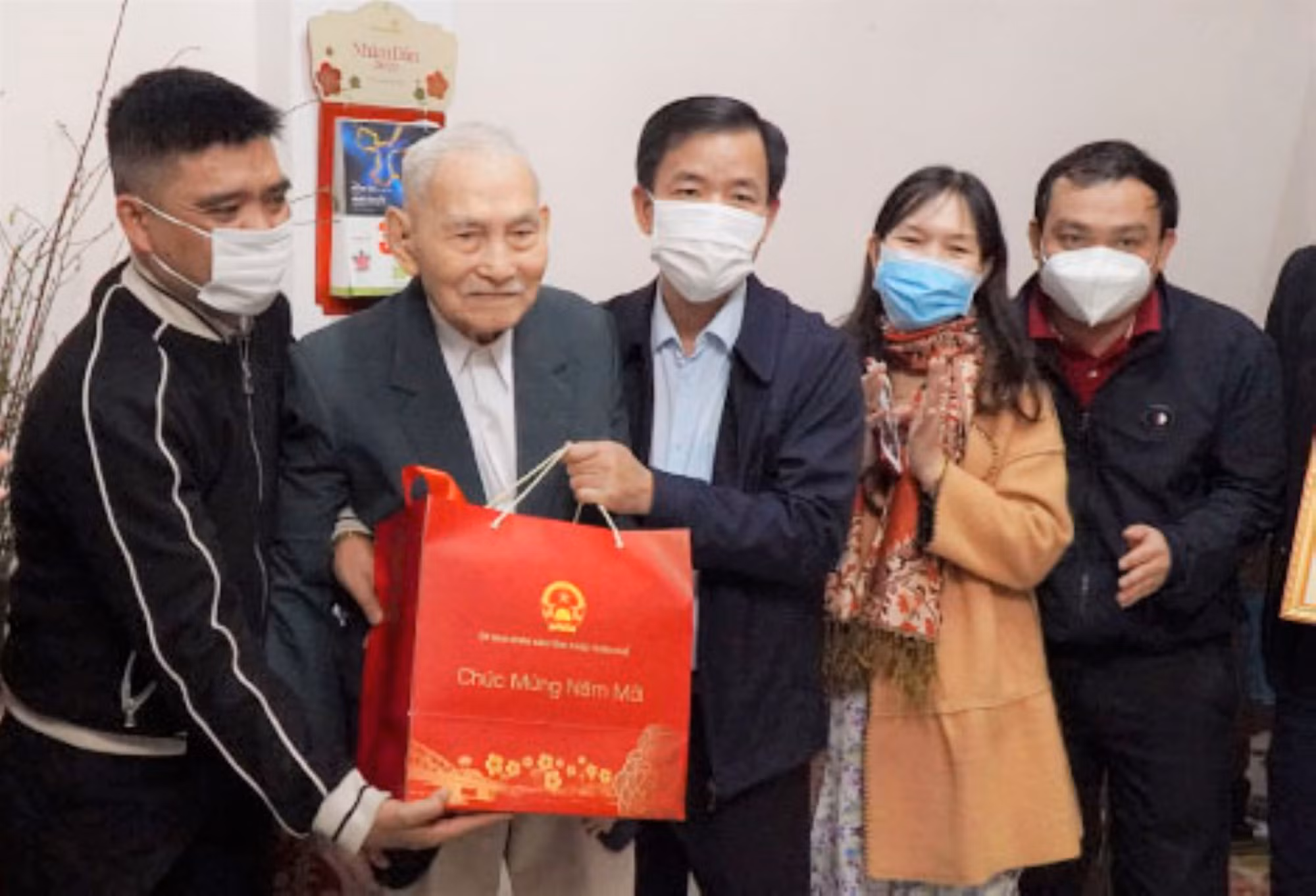 Thừa Thiên-Huế: Người dân đón Tết vui tươi, lành mạnh, an toàn, tiết kiệm -0
