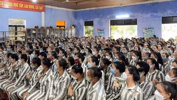 Thắp sáng ước mơ cho phạm nhân nữ hoàn lương