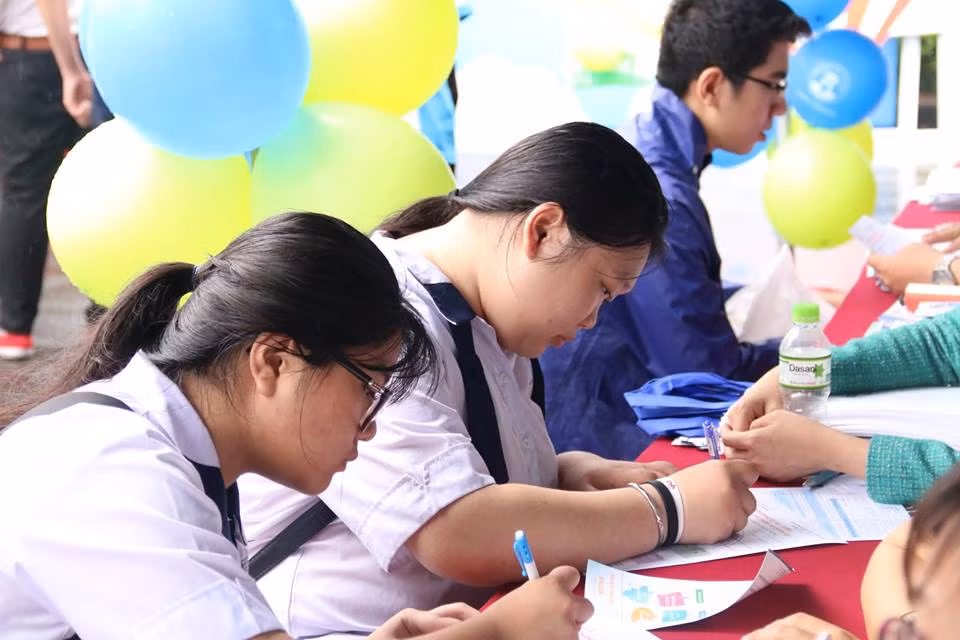 Hơn 1 triệu thí sinh đăng ký dự thi tốt nghiệp THPT năm 2022 -0