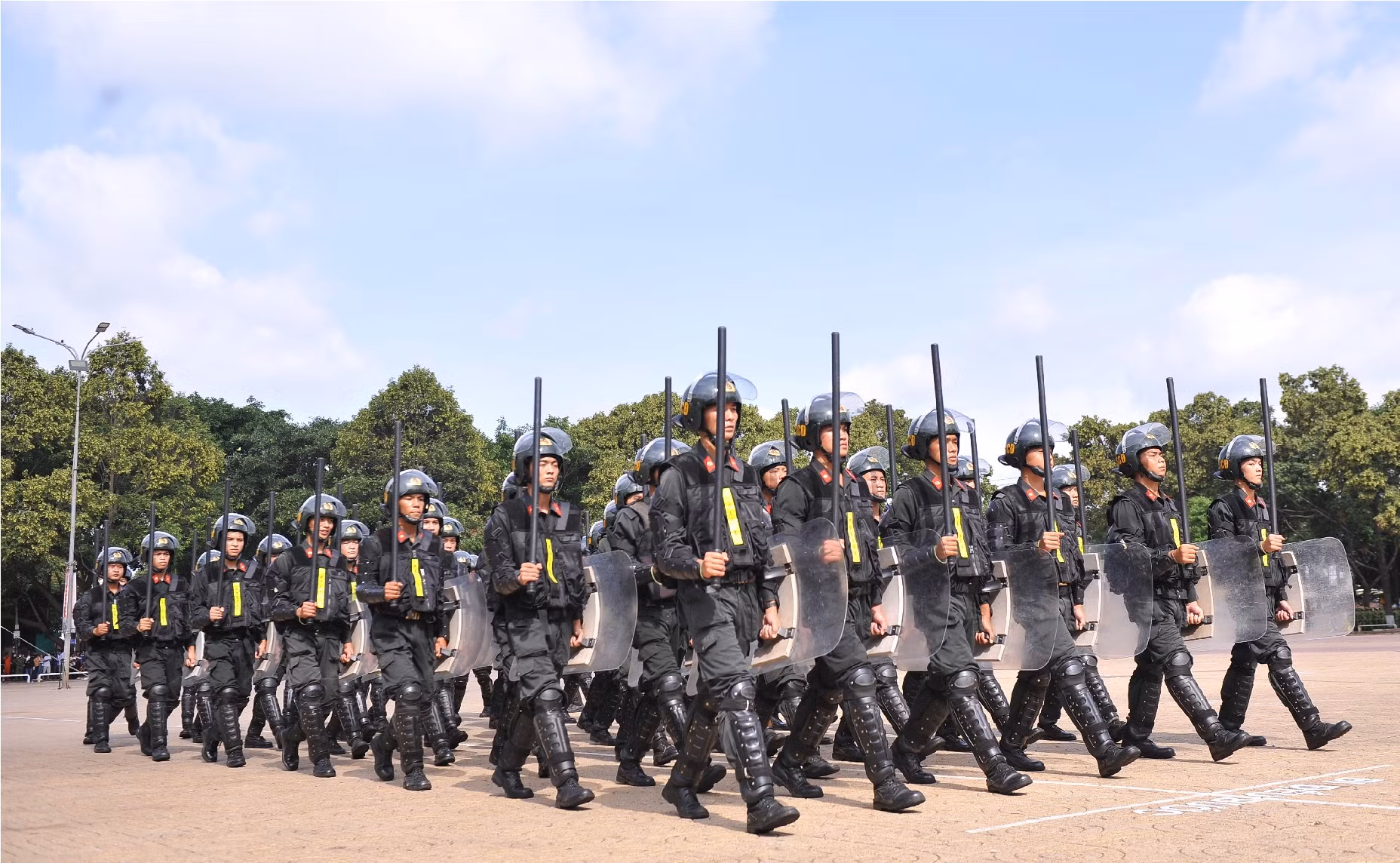 Khai mạc Hội thi điều lệnh, bắn súng, võ thuật CAND -0