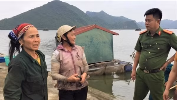 Giải cứu thành công hai người đi lạc trong rừng