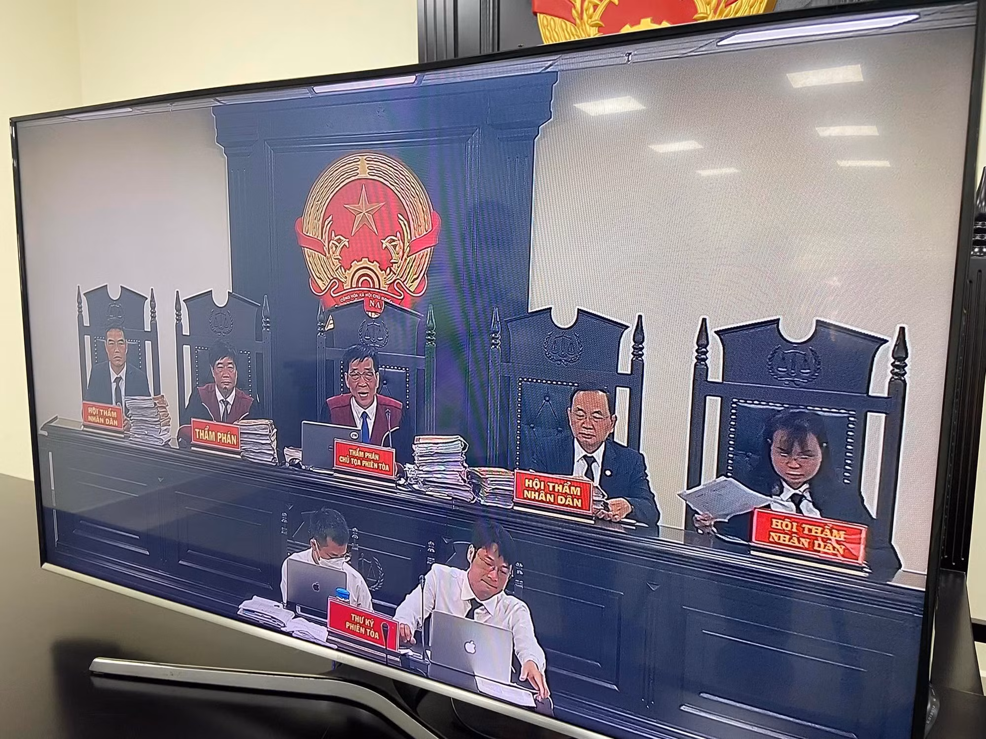 Xét xử đại án tham nhũng liên quan đến cựu Thứ trưởng Bộ Y tế Trương Quốc Cường -0