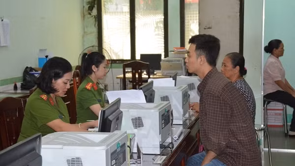 Khảo sát sự hài lòng của doanh nghiệp về thủ tục hành chính ảnh 2