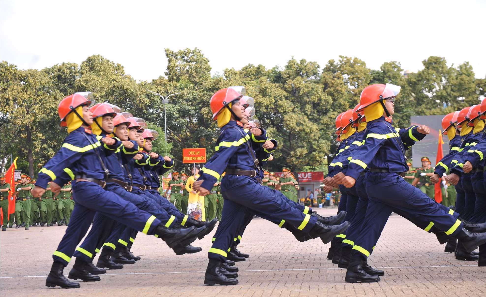 Khai mạc Hội thi điều lệnh, bắn súng, võ thuật CAND -2