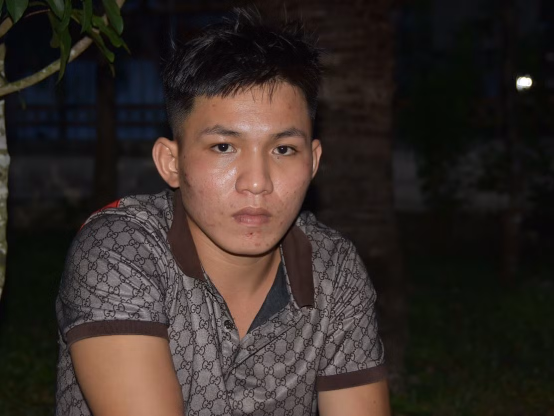 Triệu tập làm việc 15 đối tượng xô xát trước cổng Toà án -0