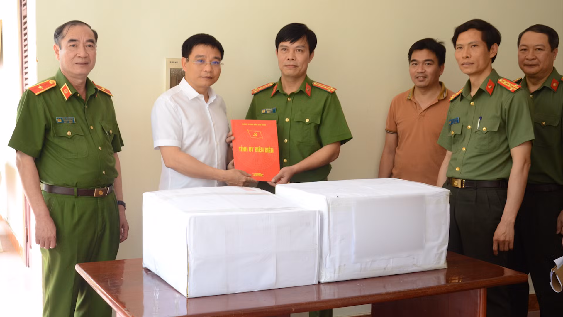  Phá đường dây ma túy xuyên quốc gia cực “khủng” thu giữ 115 bánh heroin -0