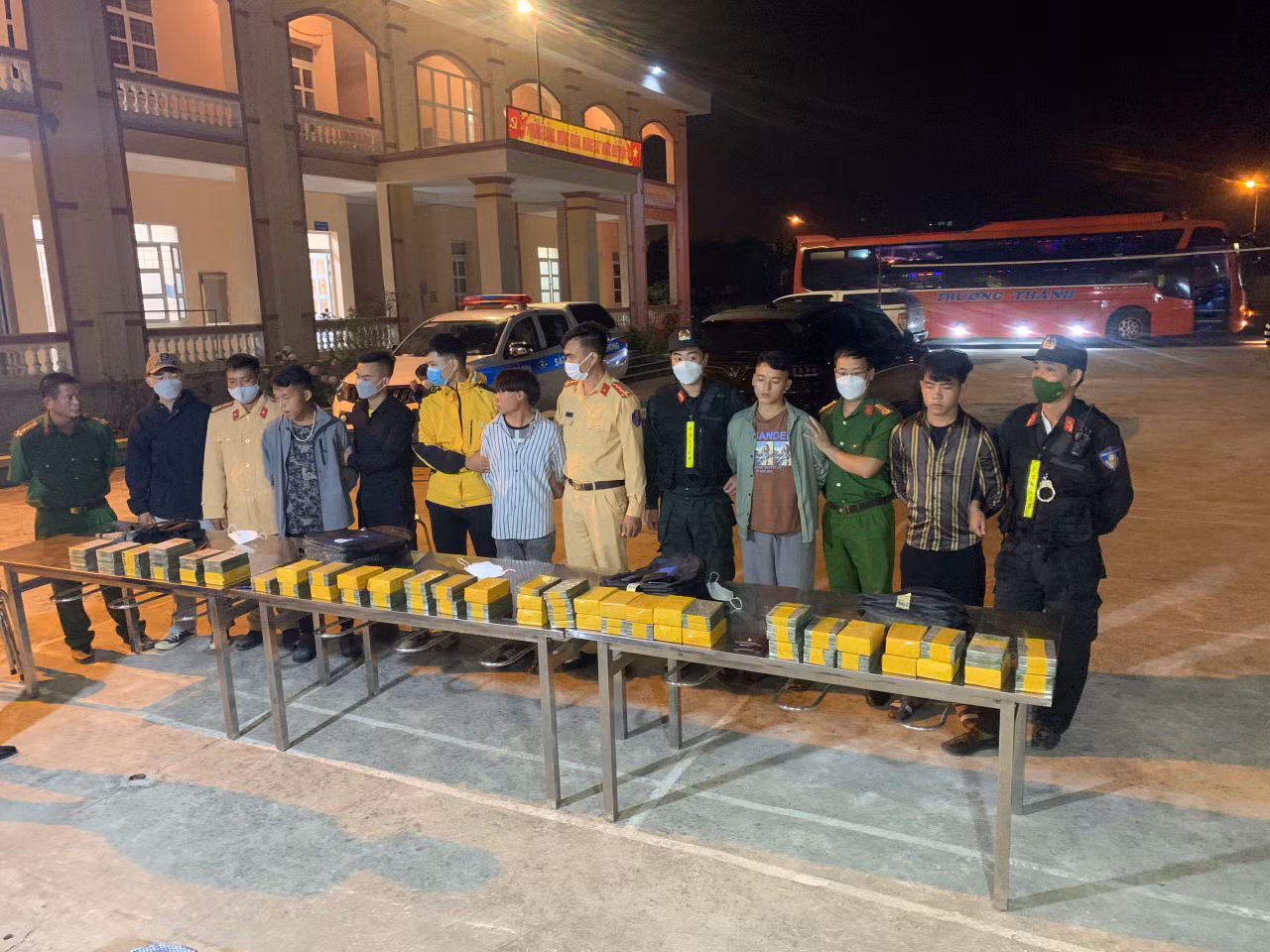  Phá đường dây ma túy xuyên quốc gia cực “khủng” thu giữ 115 bánh heroin -0