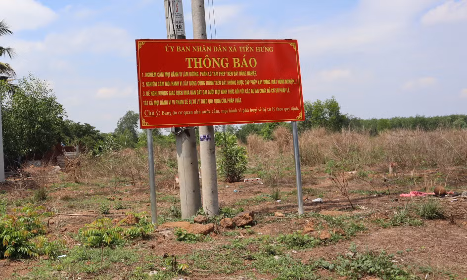 Cảnh cáo nguyên Chủ tịch thành phố Đồng Xoài do vi phạm liên quan đất đai -0