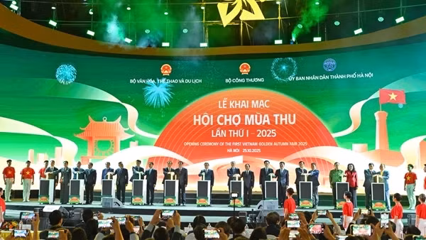 Khai mạc Hội chợ mùa Thu, Thủ tướng gợi ý tổ chức hội chợ 4 mùa