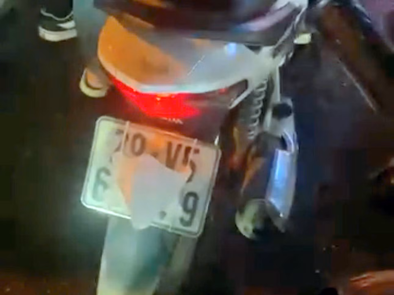 1417388932569226430.jpg -0