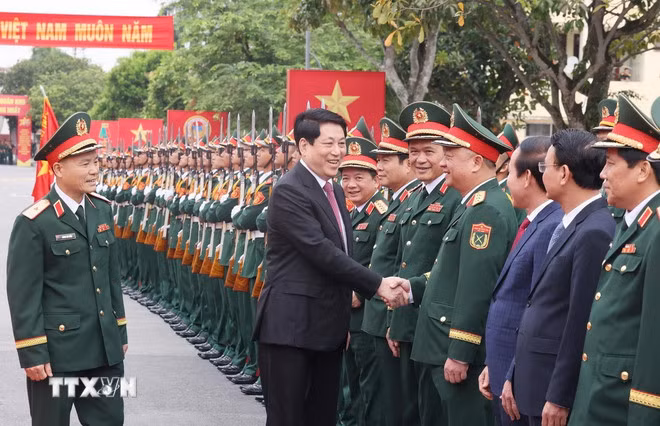 Chủ tịch nước: Xây dựng Lực lượng vũ trang Quân khu 3 chính quy, tinh nhuệ -0