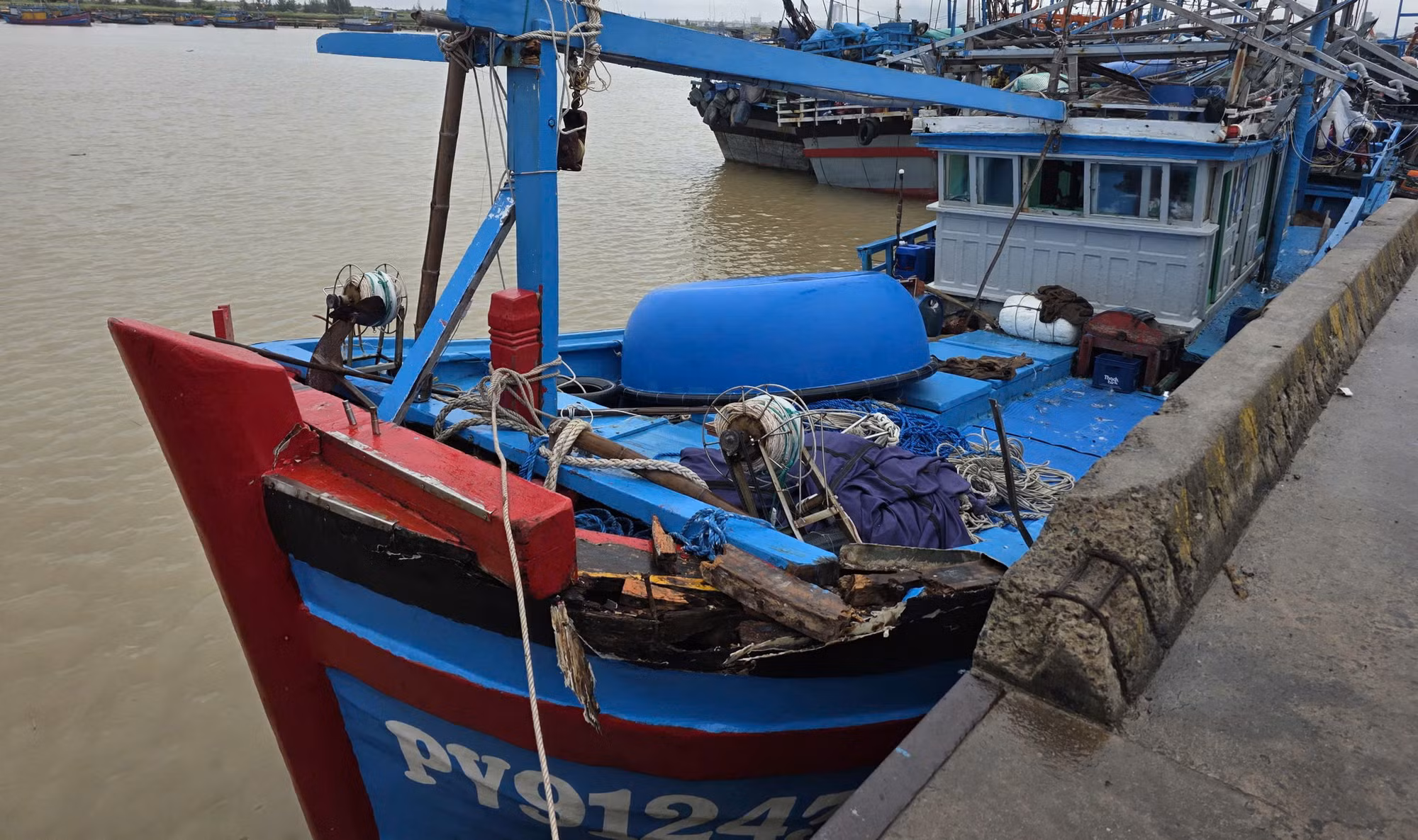 Điều tra vụ tàu cá Đắk Lắk bị nhóm ngư dân trên 3 tàu cá khác vây chặn, hành hung -0