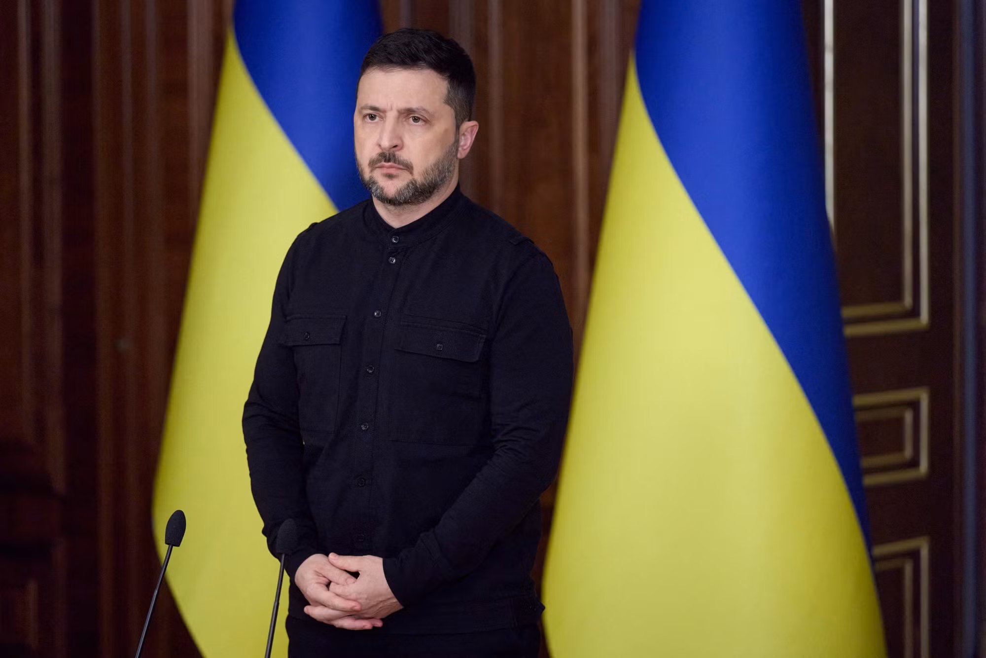 Ukraine sẵn sàng đàm phán hòa bình nhưng bác bỏ yêu cầu rút quân của Nga -0