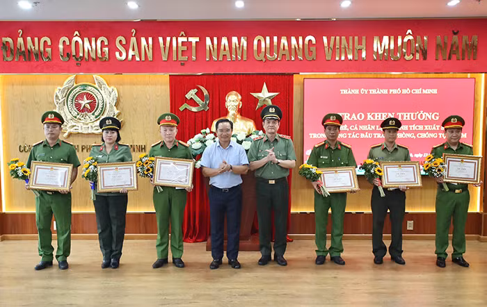 Triệt phá đường dây ma túy “khủng” -0