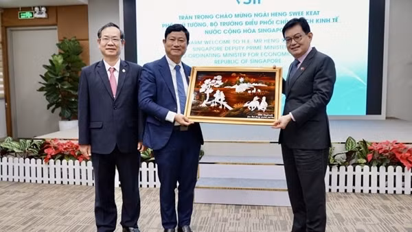 Khu công nghiệp VSIP, biểu hiện sinh động của tình hữu nghị và hợp tác kinh tế Việt Nam - Singapore