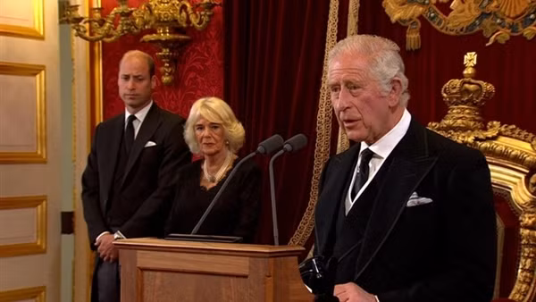 Trọng trách lớn đang chờ Vua Charles III