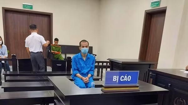 Công an rởm lừa bạn gái chiếm đoạt tiền mua nhà