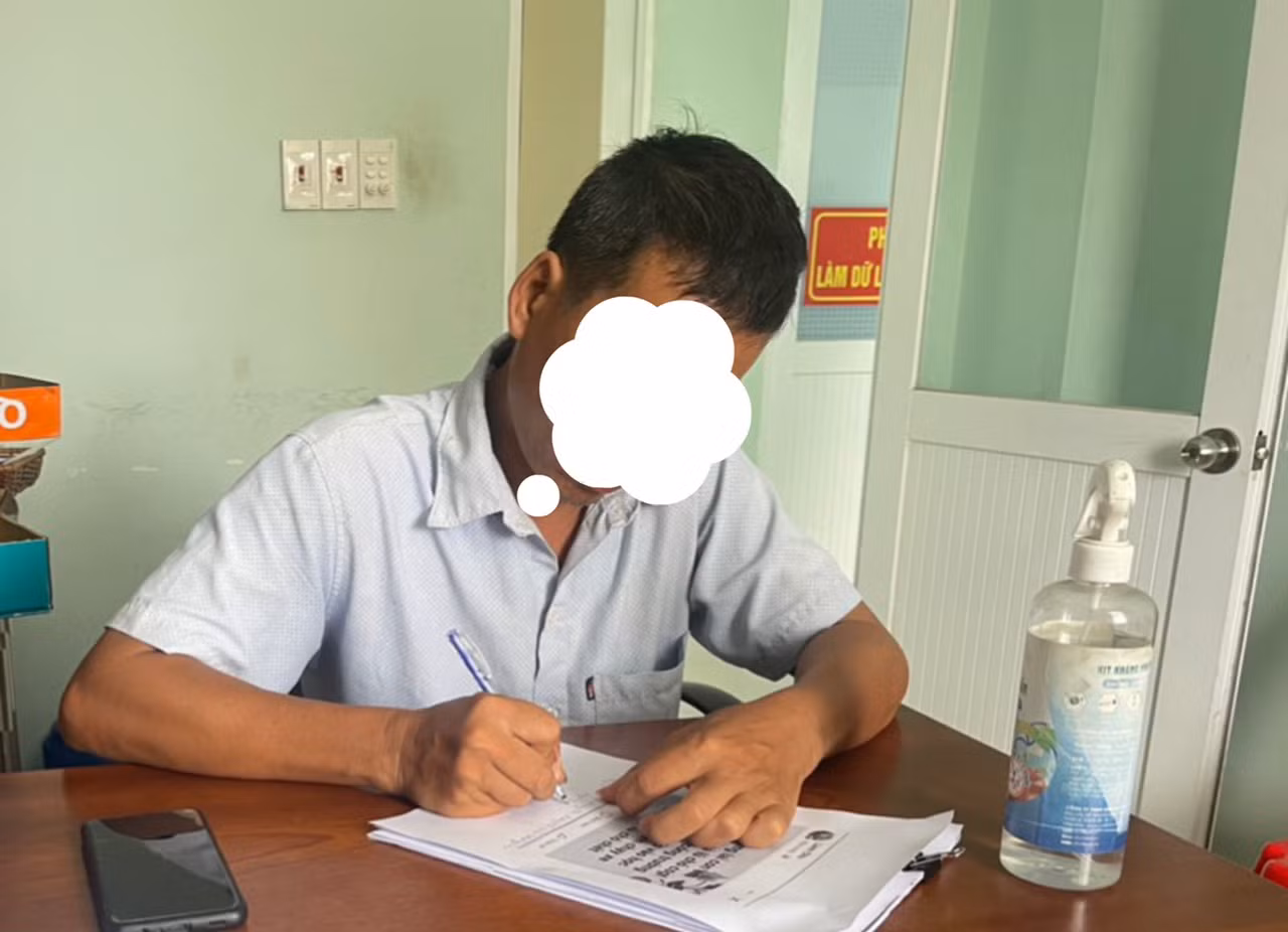 Đăng tin xúc phạm CSGT bị phạt 7,5 triệu đồng -0