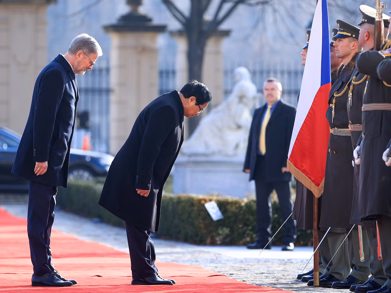 Thủ tướng Cộng hòa Czech chủ trì lễ đón trọng thể Thủ tướng Phạm Minh Chính -0