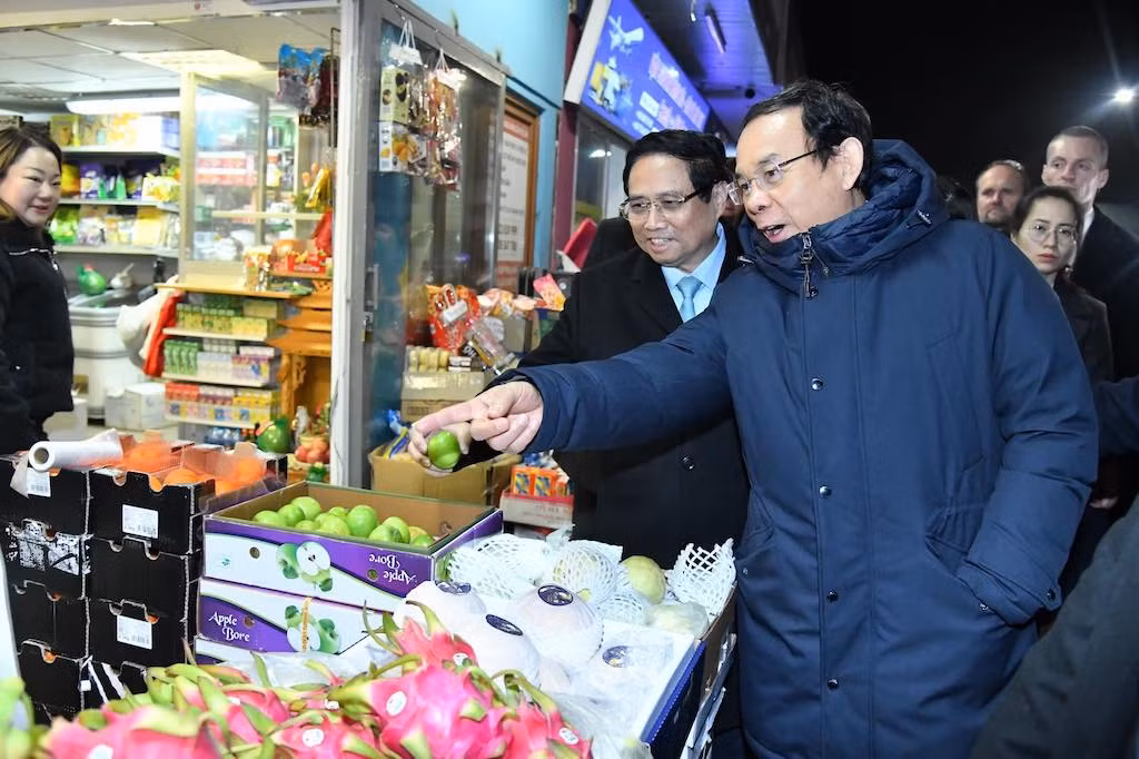 Thủ tướng thăm Trung tâm thương mại như 