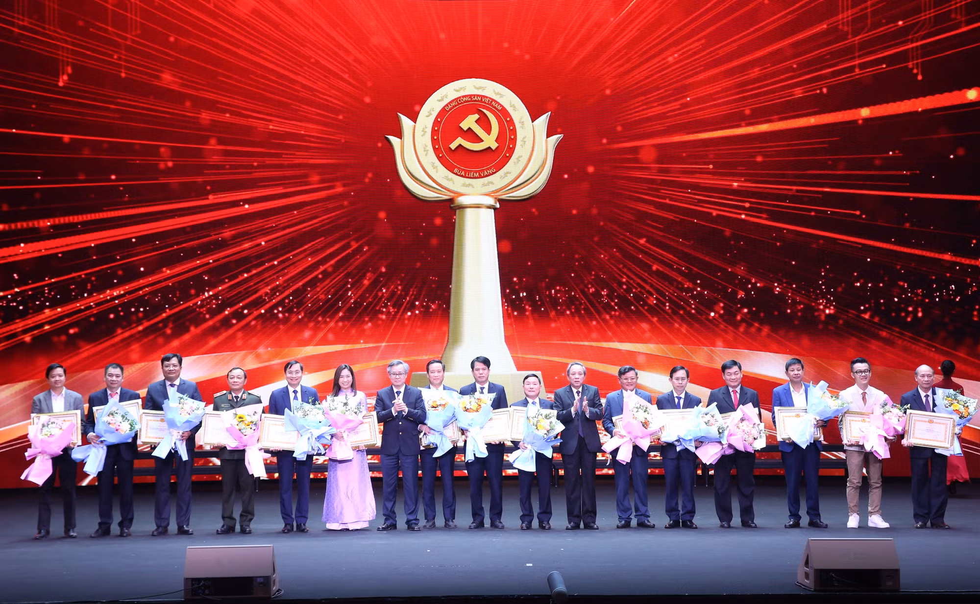 Kỷ nguyên mới đòi hỏi báo chí phát triển, xứng tầm nền báo chí chuyên nghiệp, nhân văn, hiện đại -0