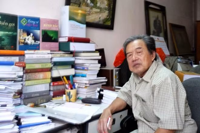 Nhà thơ Gia Dũng: Một chút thu dìu dịu -0