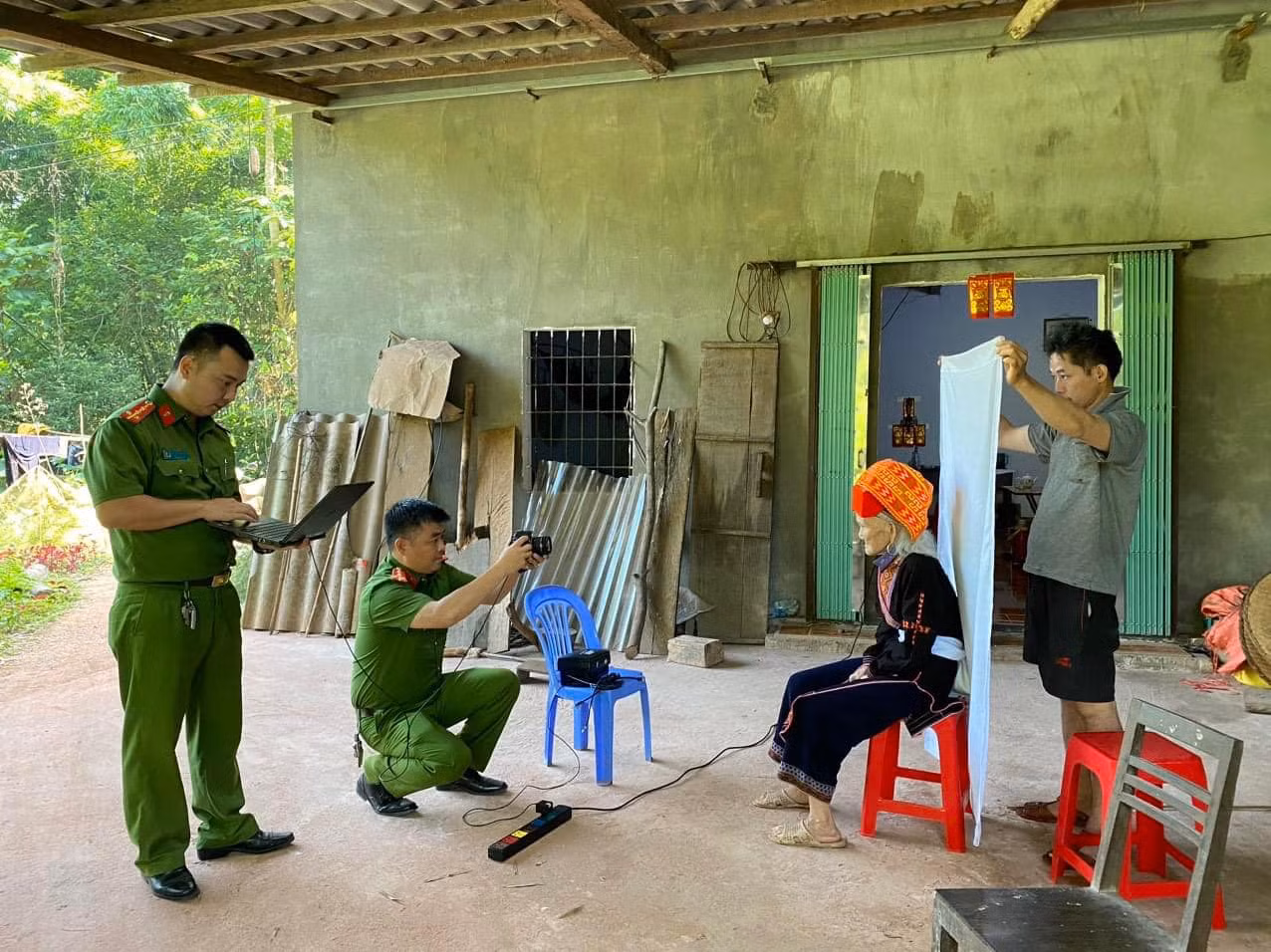Lạng Sơn về đích cấp CCCD cho công dân và đứng trong 