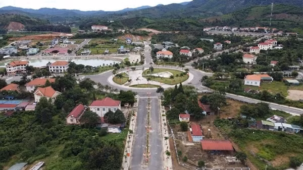 Nhiều chính sách lớn phát triển toàn diện vùng dân tộc thiểu số ở Tây Nguyên