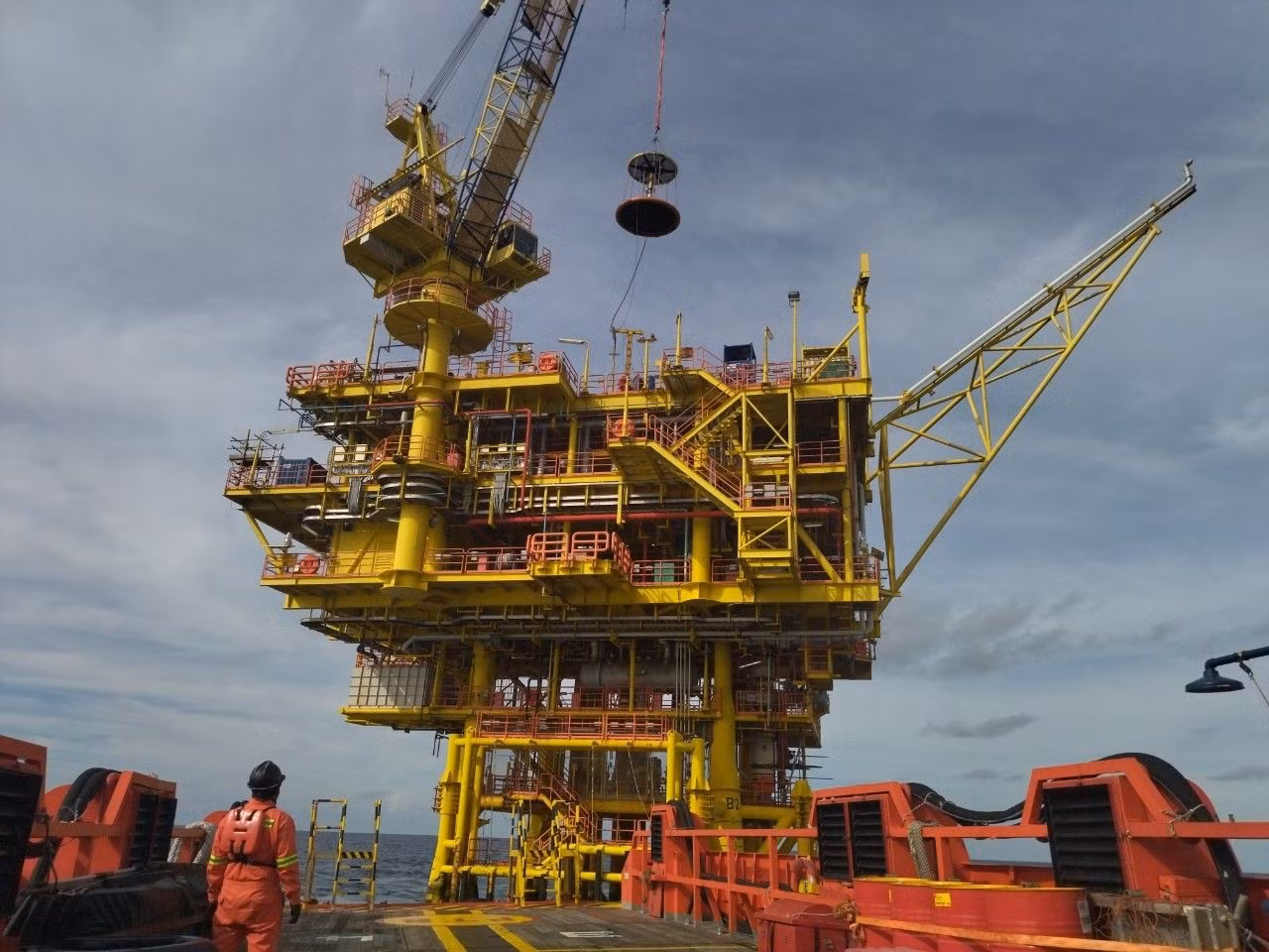 Petrovietnam công bố 2 phát hiện dầu khí mới mỏ Rồng và mỏ Bunga Aster -0
