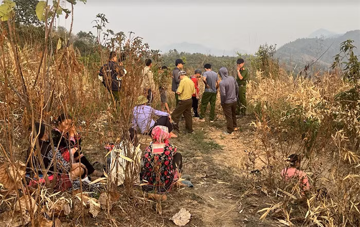 3 bố con tử vong do đốt nương bắt dúi -1