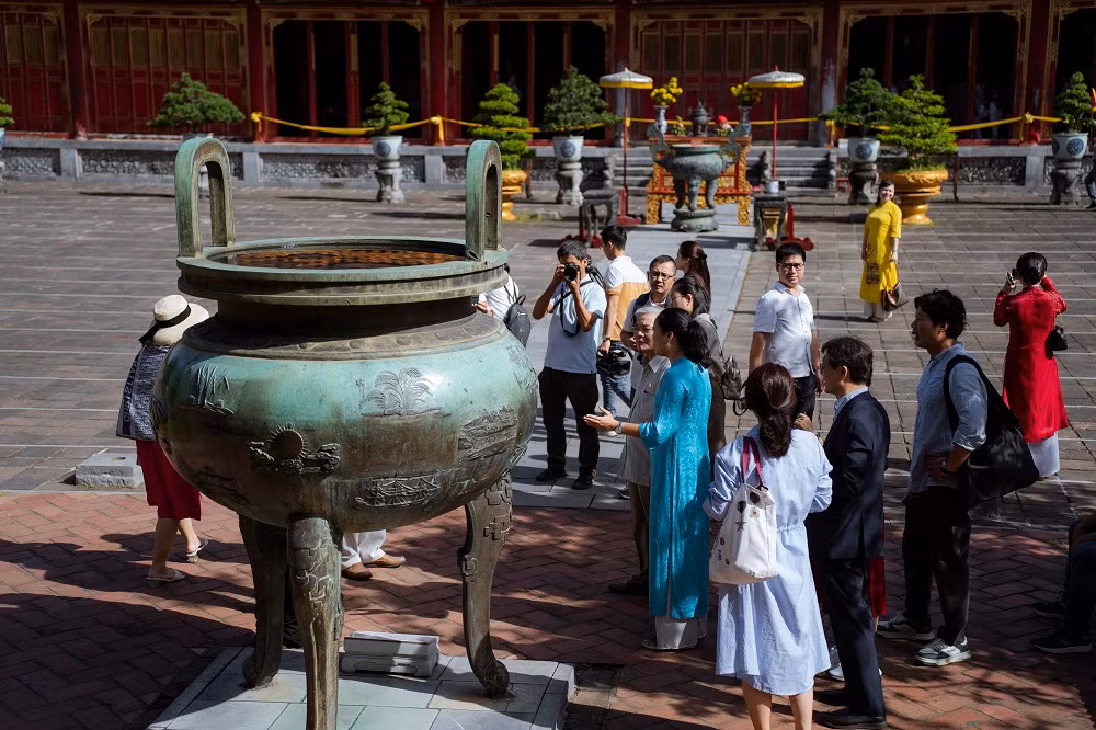Những bản đúc nổi trên chín đỉnh đồng ở Hoàng Cung Huế được vinh danh di sản tư liệu thế giới -0