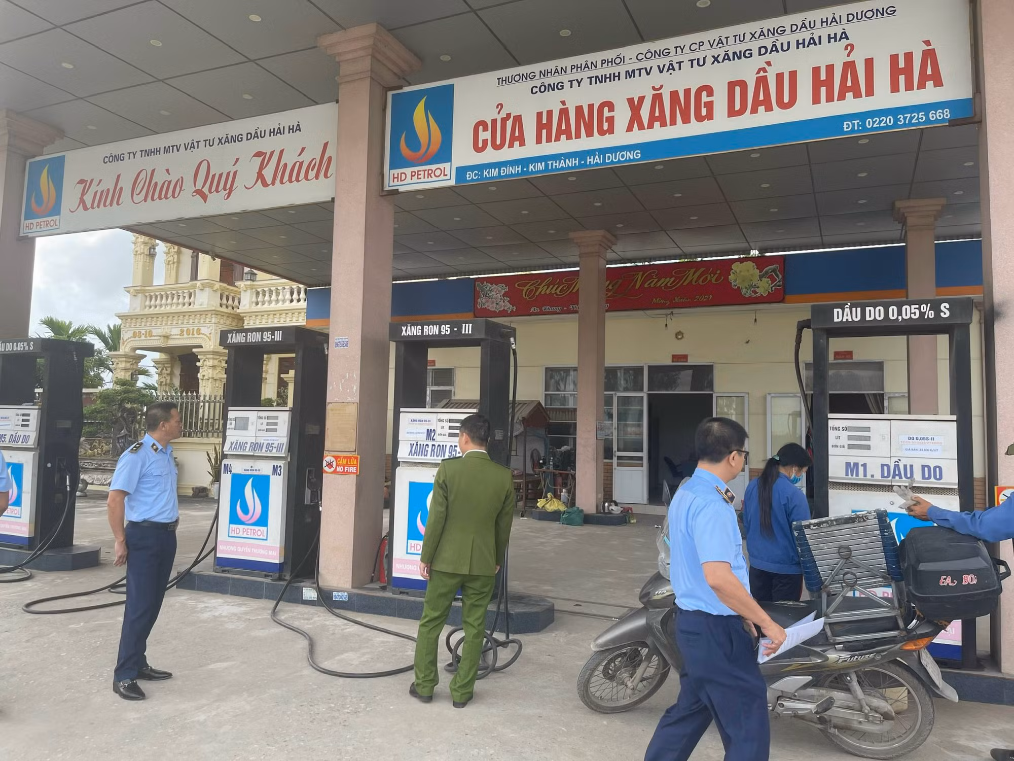 Xử phạt 80 triệu đồng doanh nghiệp bán dầu DO cao hơn giá niêm yết -0