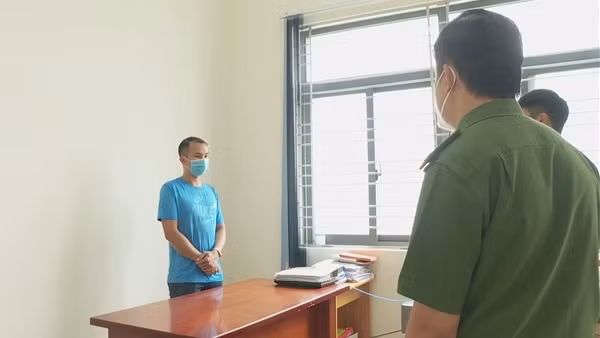 Bắt tạm giam đối tượng làm lây lan dịch bệnh COVID-19 cho 20 người ảnh 2