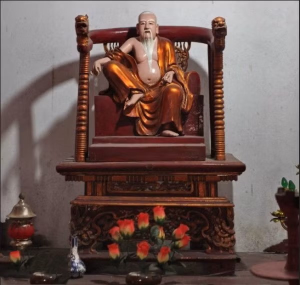 chân dung tự tạc của vị sư tổ nghề nguyễn công huệ.jpg -0