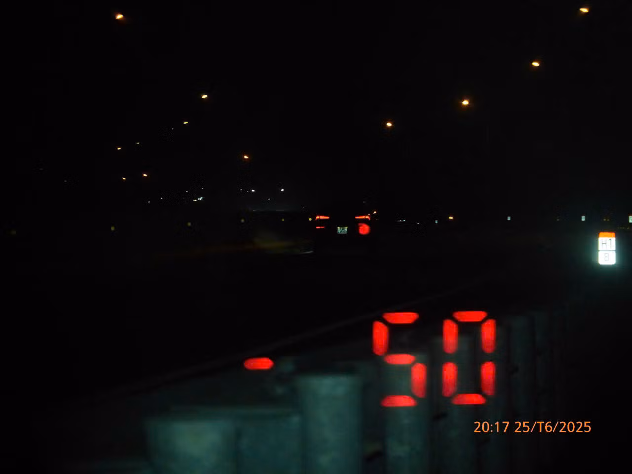 tốc độ thấp.jpg -0