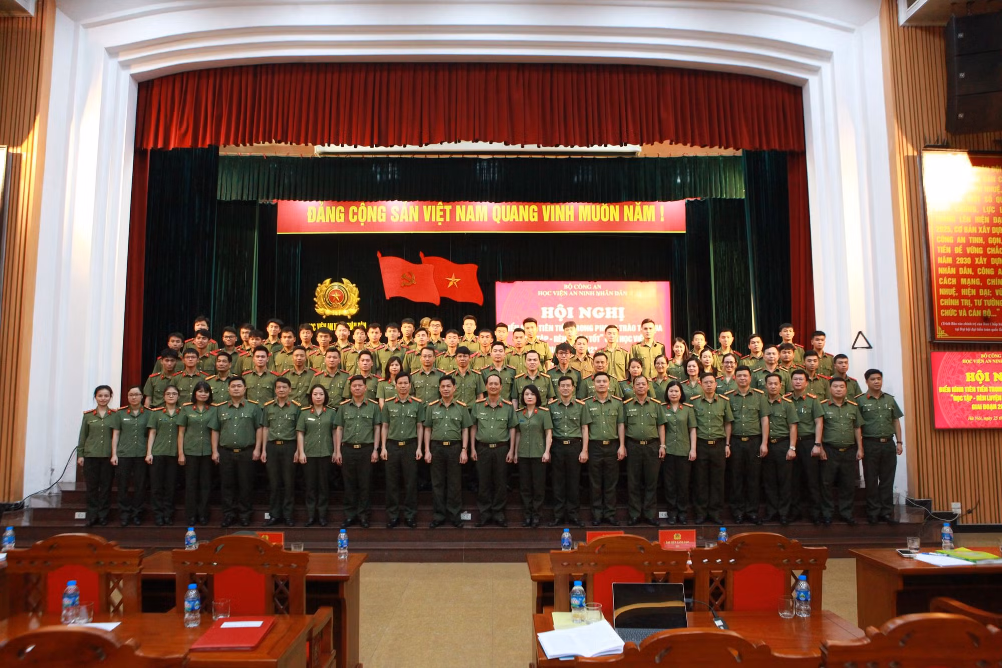 Nhân rộng điển hình tiên tiến, đưa phong trào thi đua 