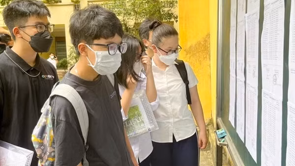 Danh sách các cơ sở giáo dục tại Hà Nội chưa đủ điều kiện tuyển sinh vào lớp 10