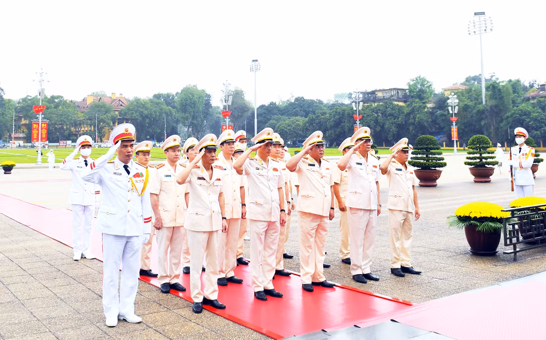 Lãnh đạo Đảng, Nhà nước vào Lăng viếng Chủ tịch Hồ Chí Minh -0